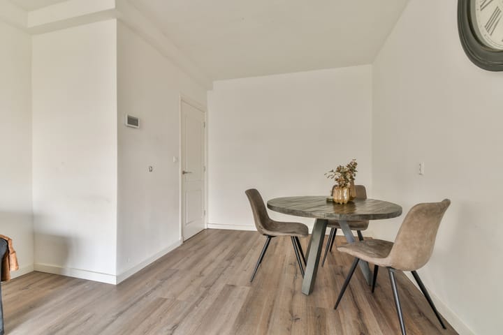 Foto 12 van Van Marumstraat 7-B