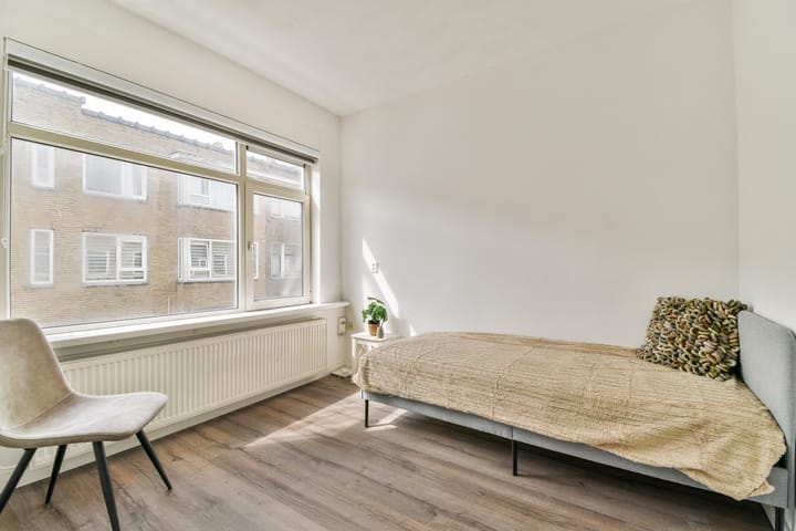 Foto 17 van Van Marumstraat 7-B