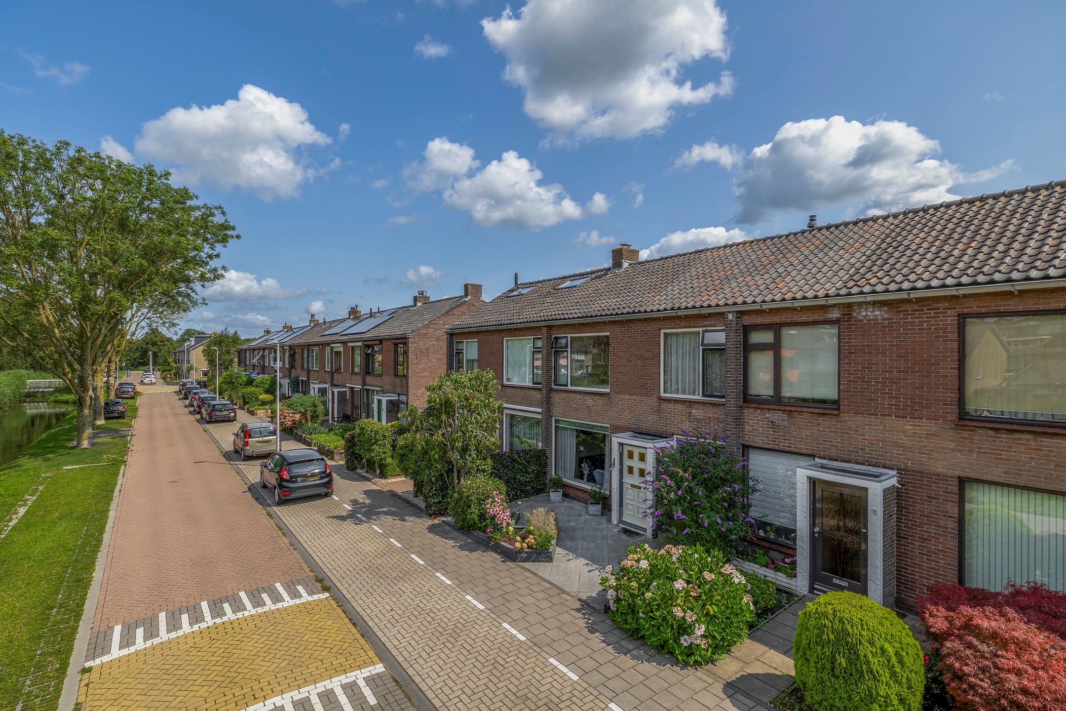 Koningin Wilhelminasingel 17 