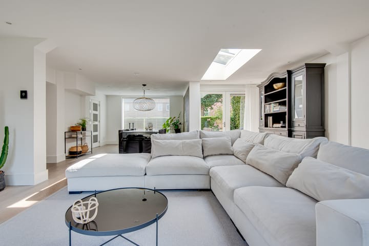 Foto 16 van van Immerseelstraat 21