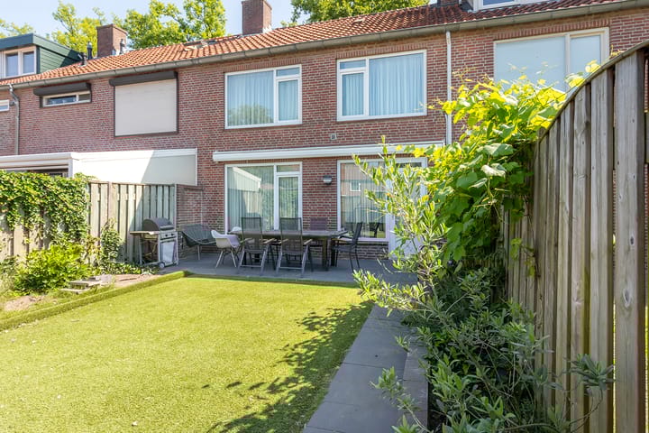 Foto 30 van Karel Doormanlaan 28