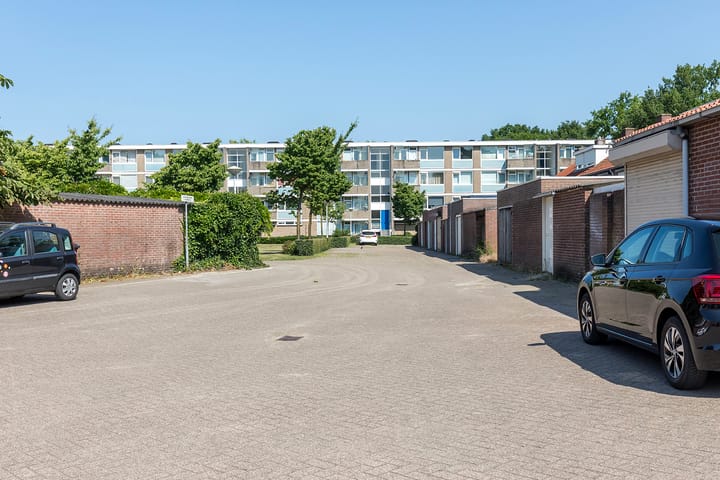 Foto 33 van Karel Doormanlaan 28