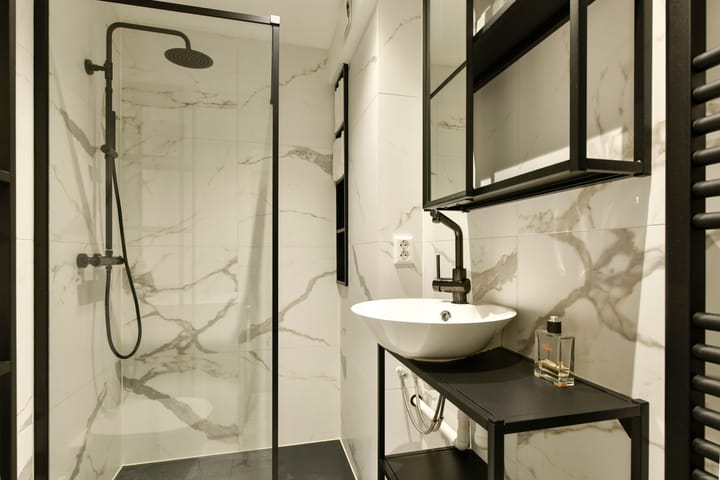 Foto 12 van Oudezijds Voorburgwal 235-2B