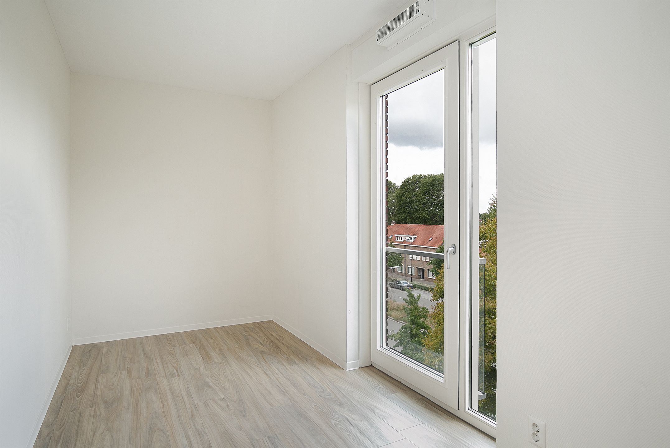 Foto 12 van Lariksplaats 13