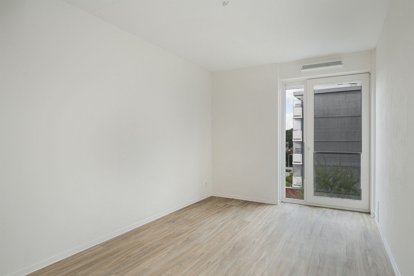 Foto 10 van Lariksplaats 13