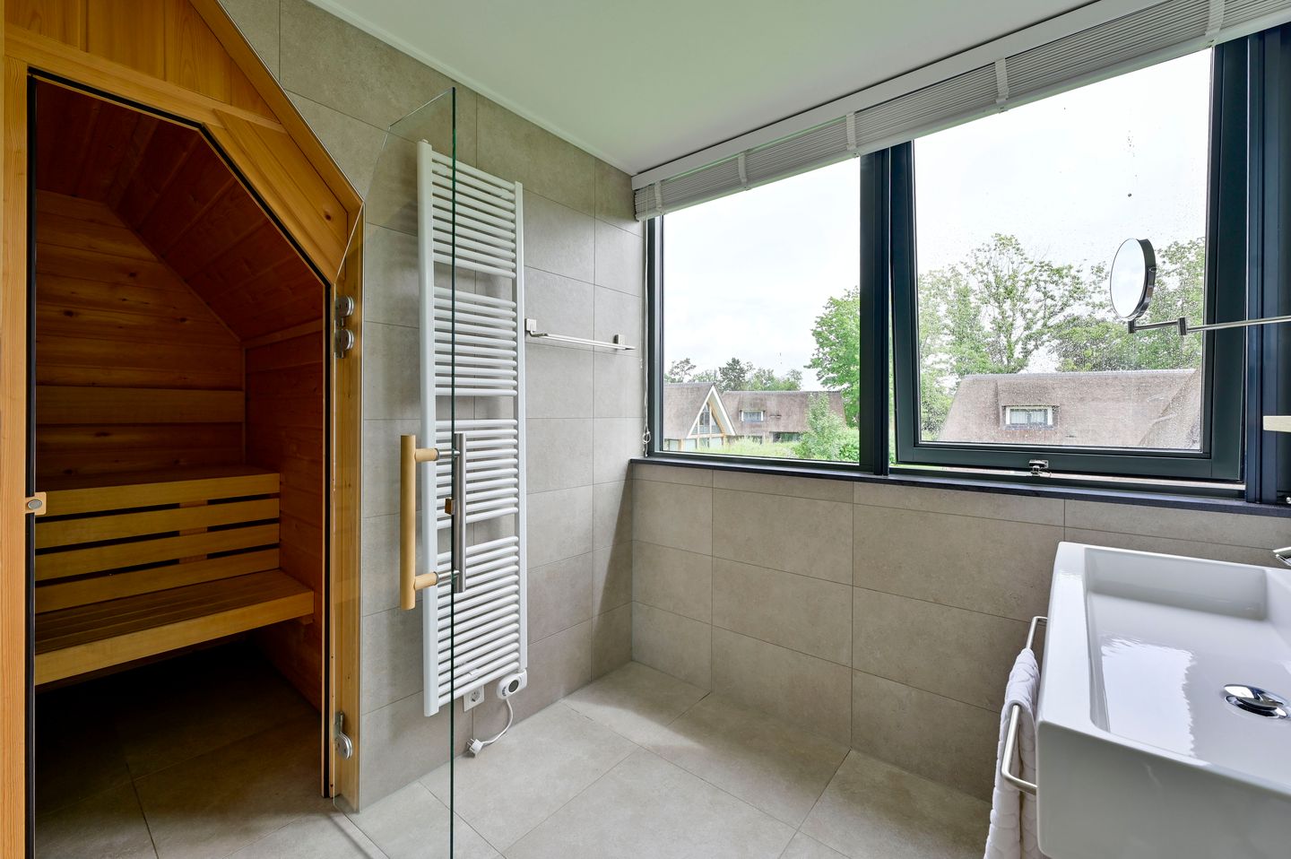 Foto 19 van Valtherweg 36-414