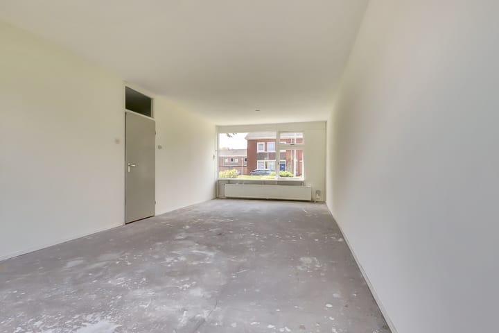 Foto 2 van Heilige Stoel 5351