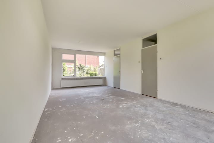 Foto 3 van Heilige Stoel 5351