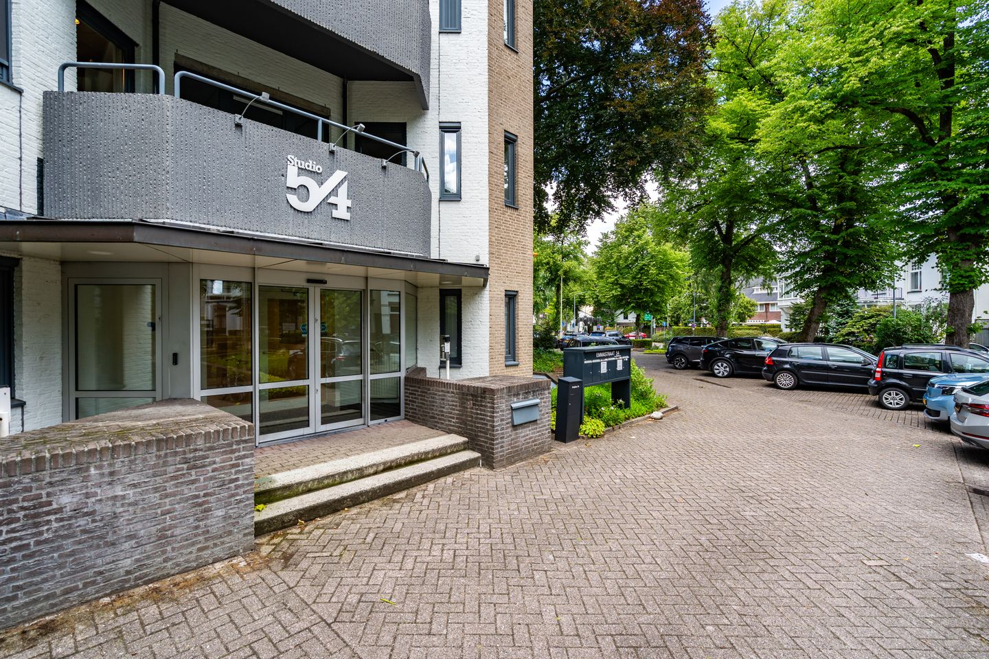 Bekijk foto 4 van Emmastraat 54