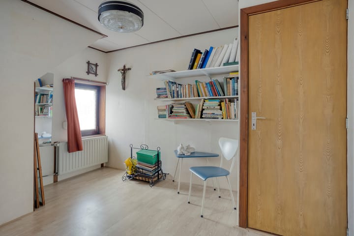 Foto 16 van Julianastraat 105