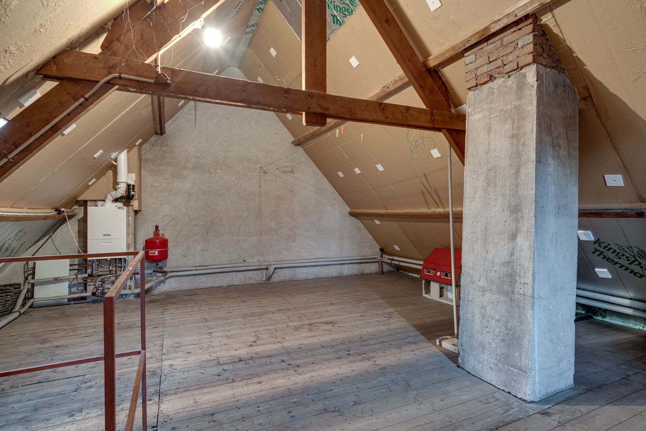 Foto 42 van Molenstraat 8