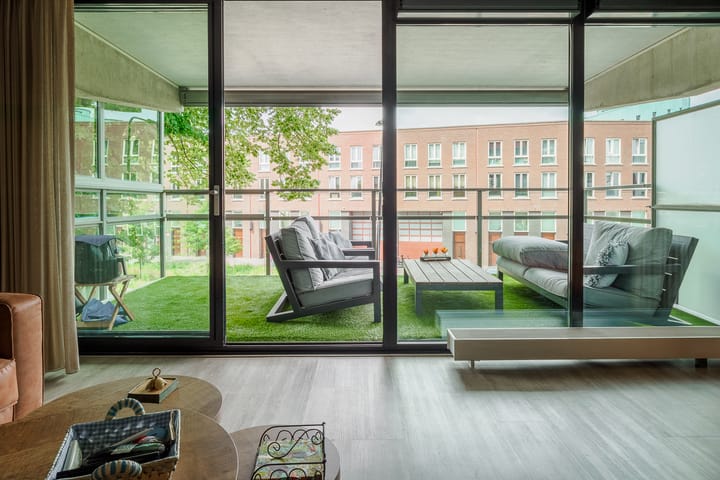 Foto 23 van Oldenzaalsestraat 2-3