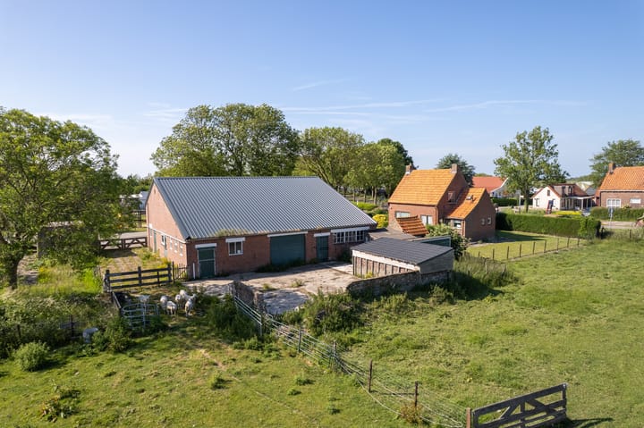 Photo 4 of Lampsinsdijk 1