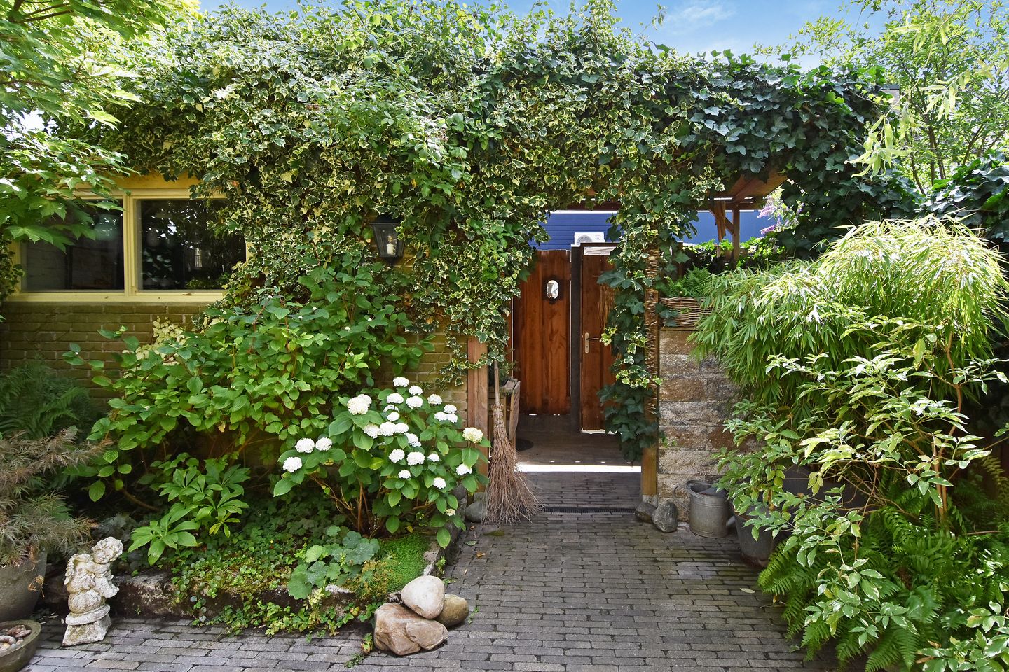 Foto 10 van Magnolialaan 18