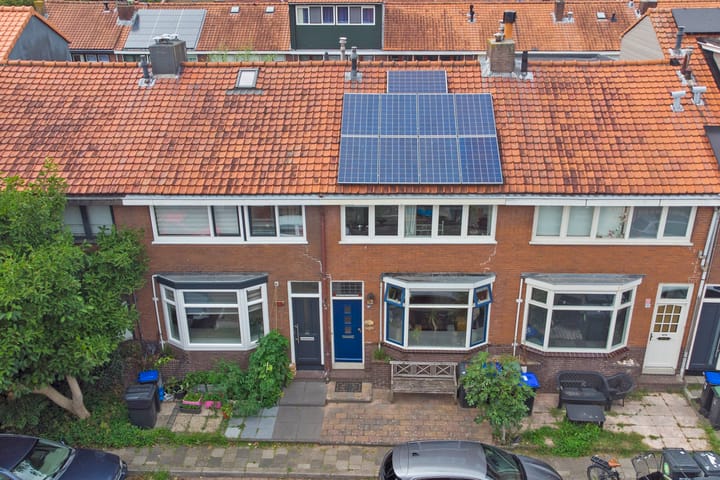 Photo 29 of Floresstraat 87