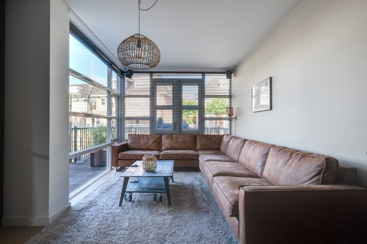 Foto 6 van Deltastraat 4