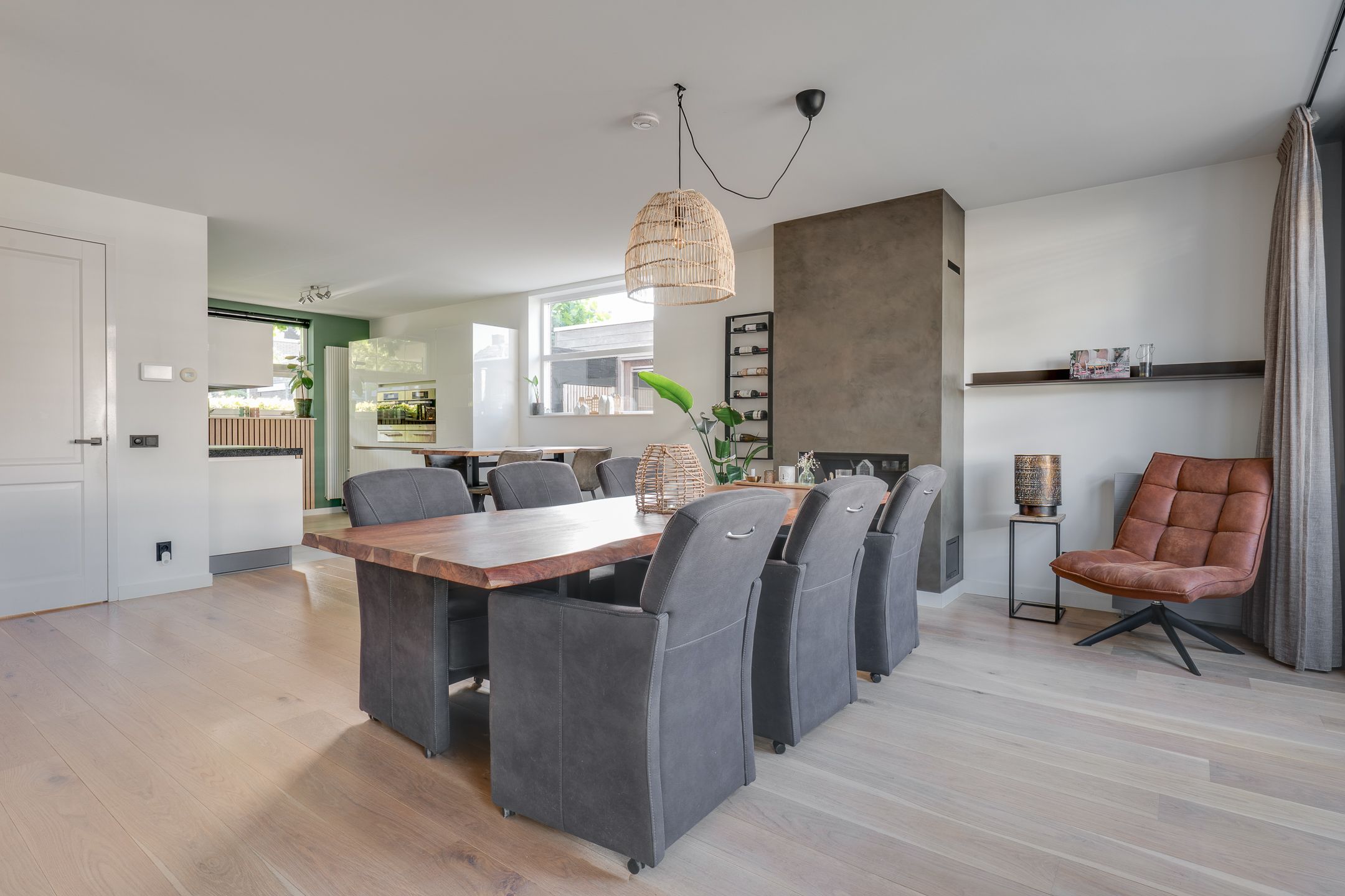 Foto 12 van Deltastraat 4