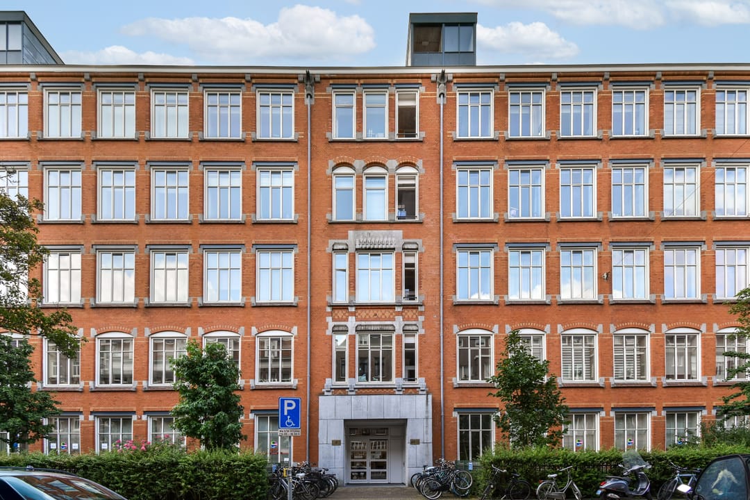 Foto 1 van Ruysdaelstraat 49-E8