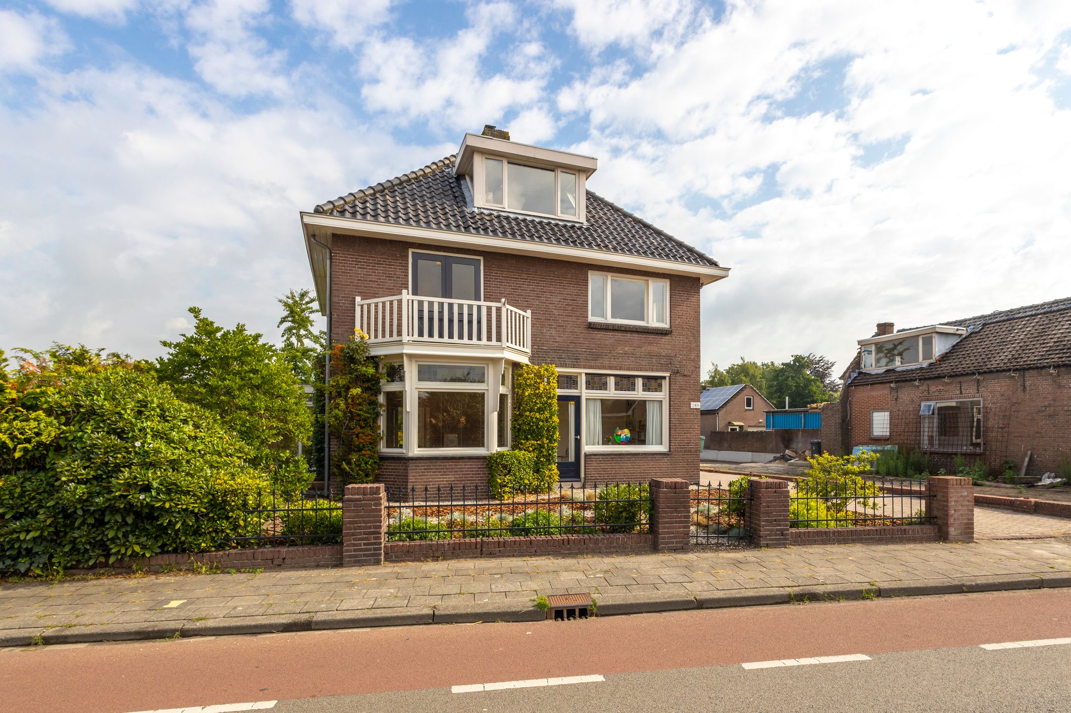 Foto 54 van Heistraat 208