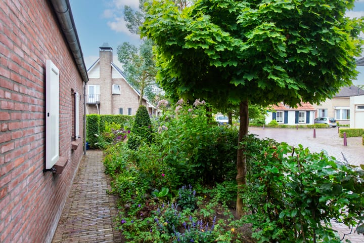 Foto 46 van Dorpsstraat 17-E