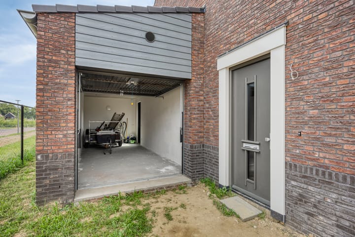 Foto 25 van Gouvernante 61