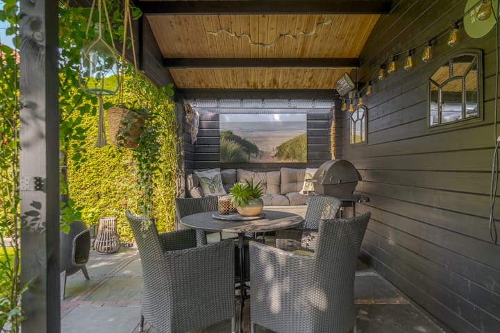 Photo 43 of Meester J. Tuintjerstraat 17