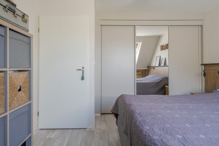 Photo 48 of Meester J. Tuintjerstraat 17