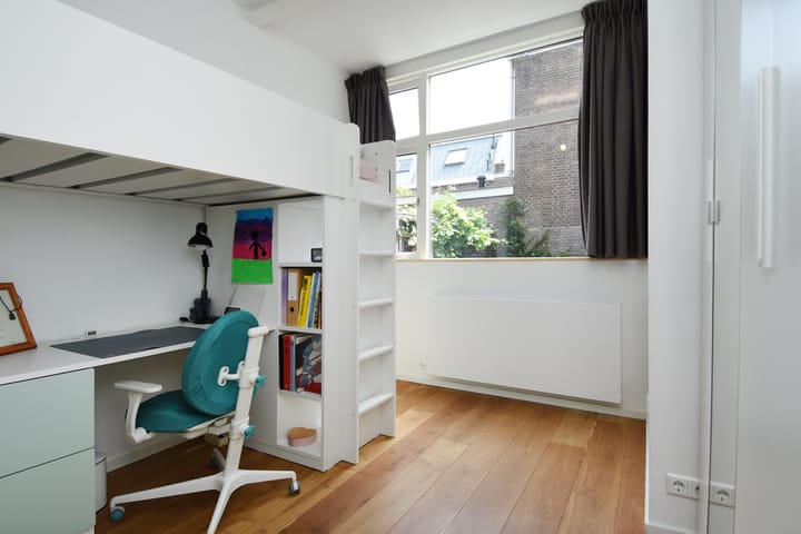 Foto 43 van Hugo de Grootstraat 127