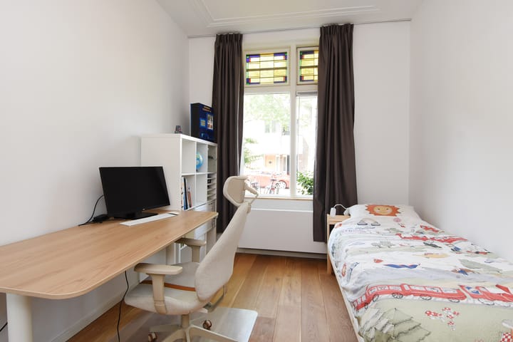 Foto 45 van Hugo de Grootstraat 127