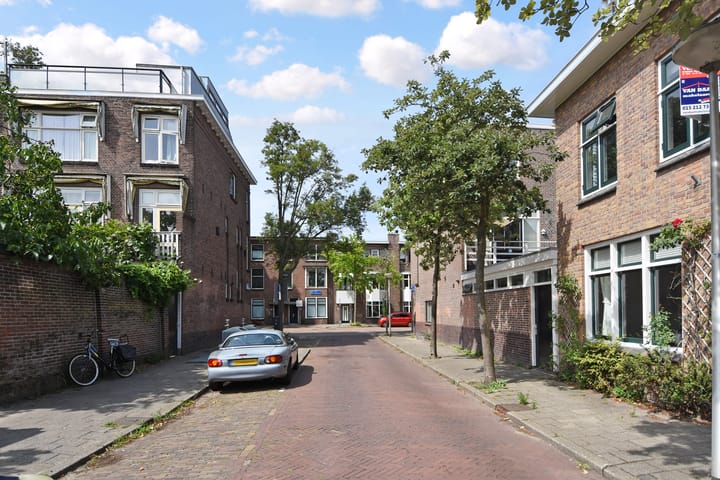 Foto 50 van Hugo de Grootstraat 127