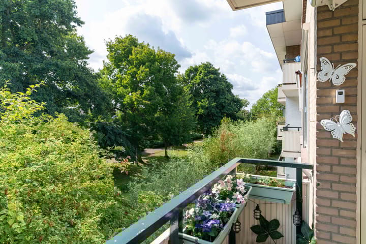 Foto 8 van Eikensteinstraat 61