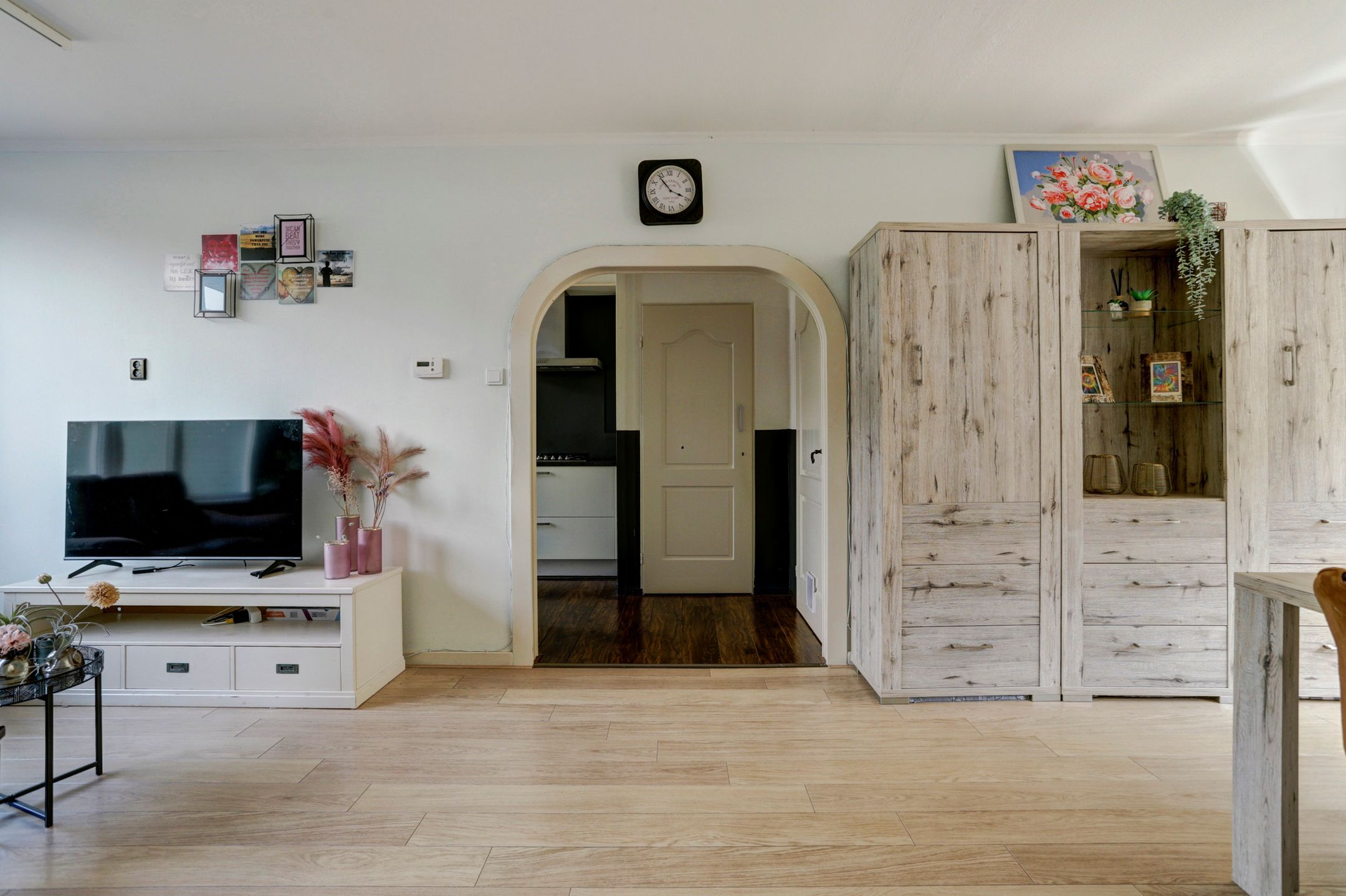 Photo 9 of Van Herlaerstraat 6