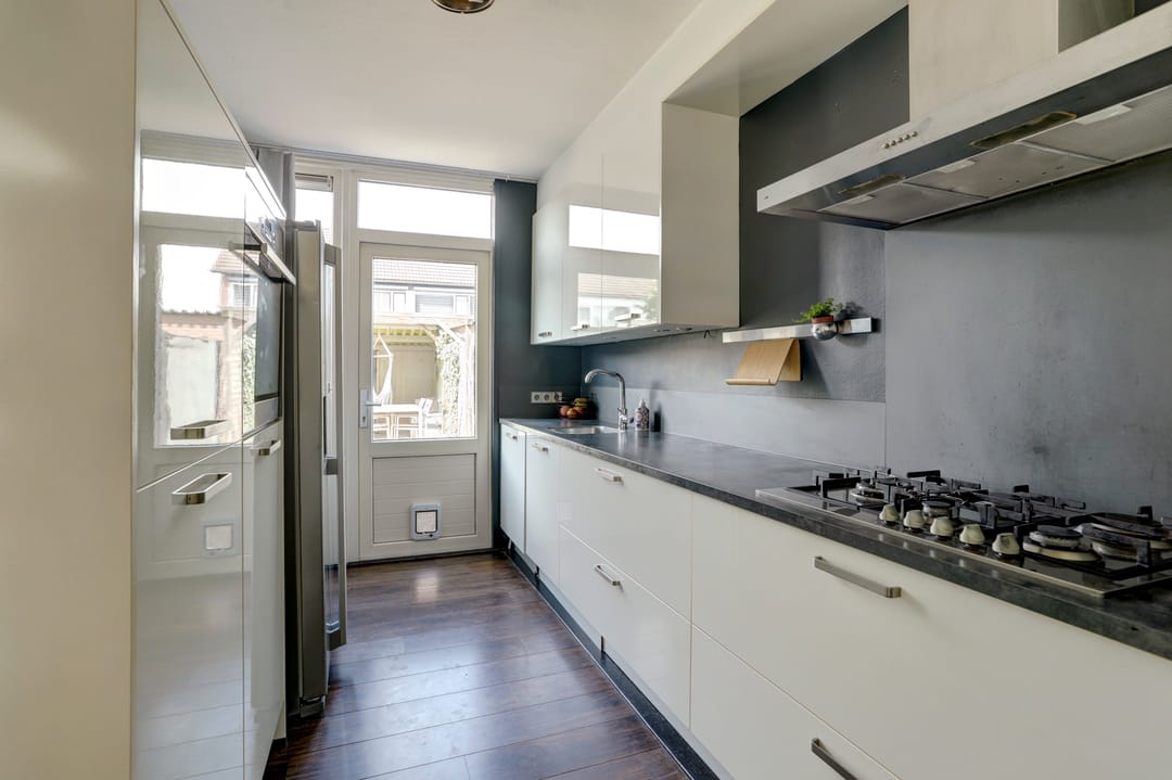 Photo 11 of Van Herlaerstraat 6