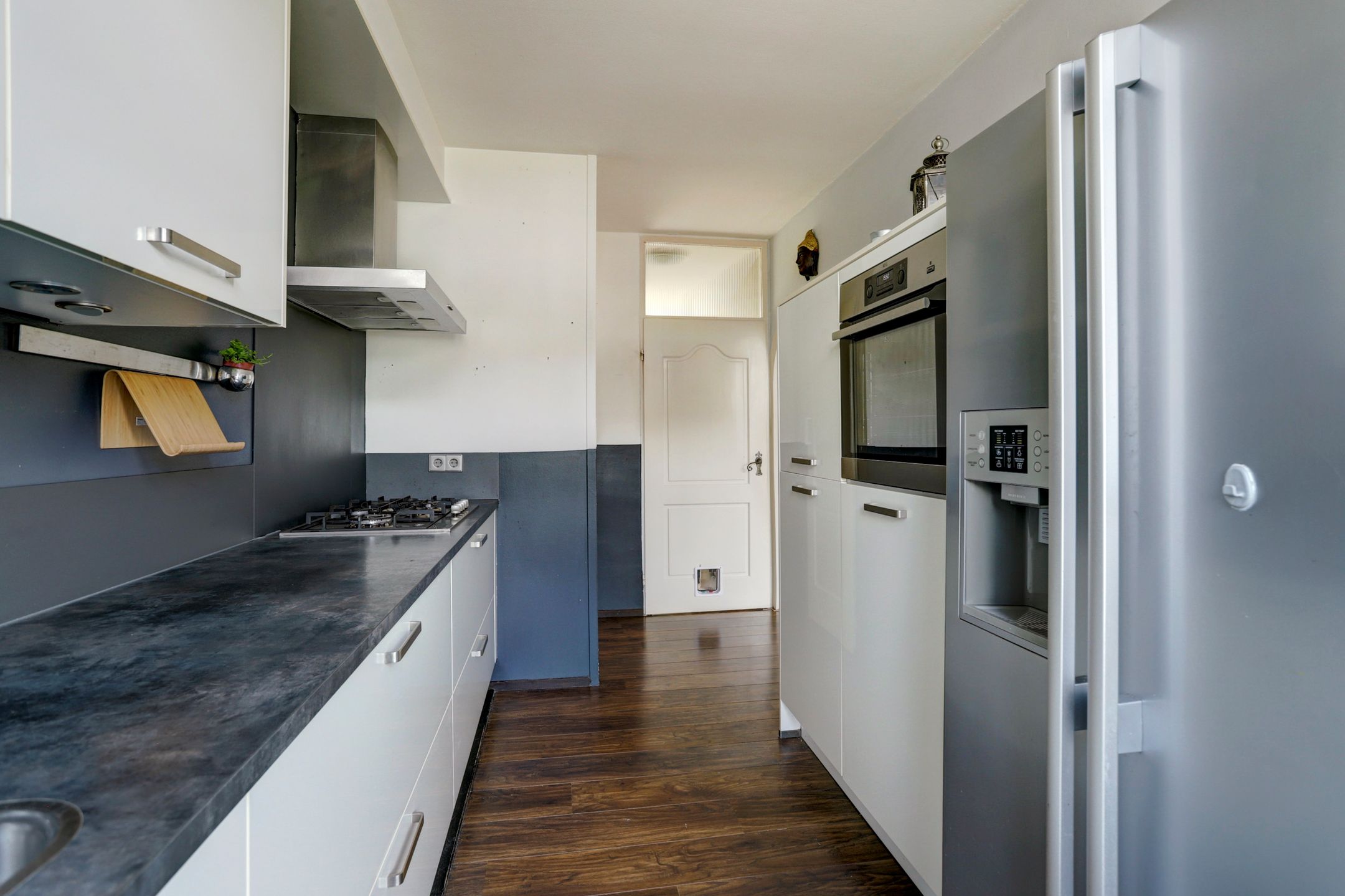 Photo 12 of Van Herlaerstraat 6