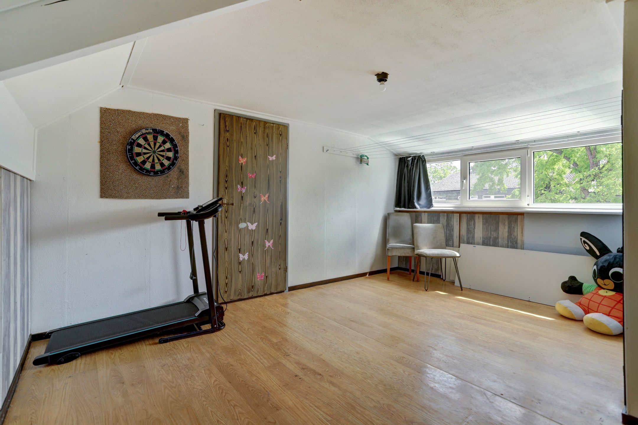 Photo 27 of Van Herlaerstraat 6