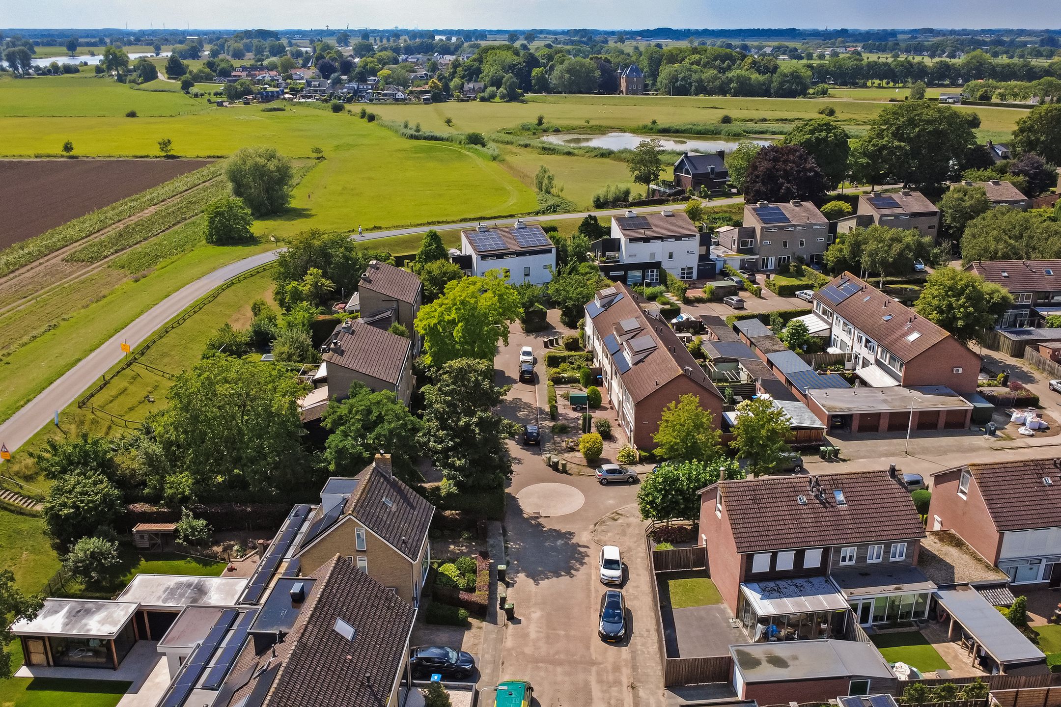 Photo 36 of Van Herlaerstraat 6