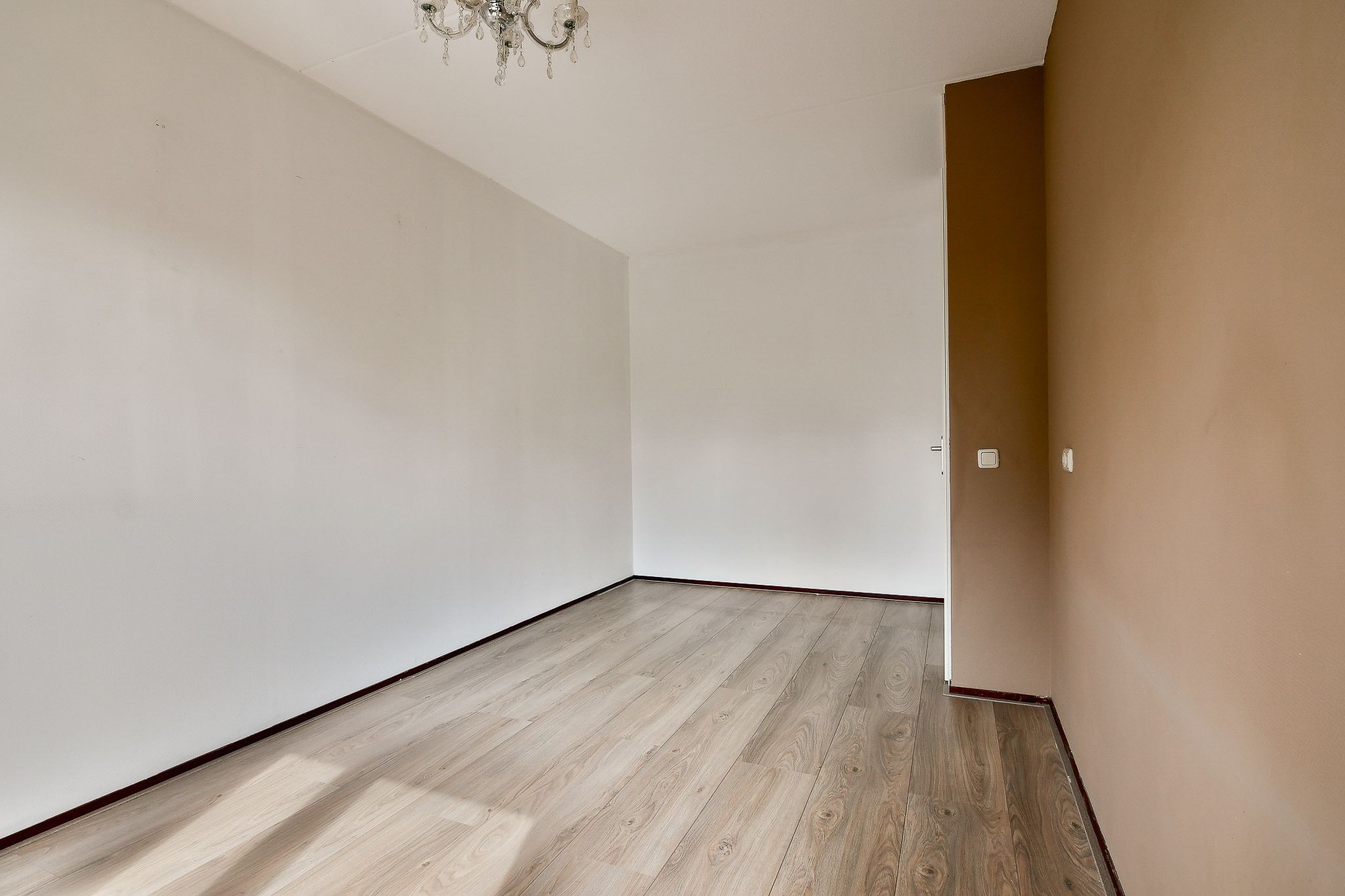 Foto 18 van Lessestraat 160