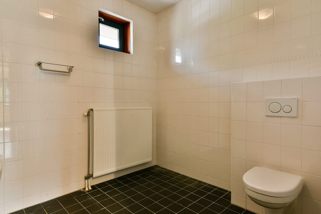 Foto 22 van Lessestraat 160