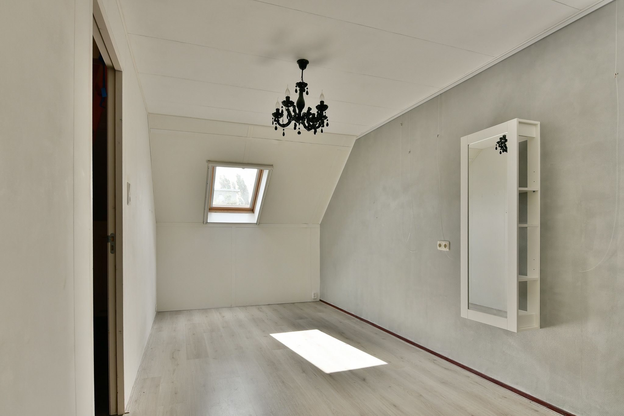 Foto 24 van Lessestraat 160