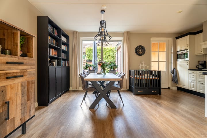 Foto 2 van Van Slotenerf 18-A