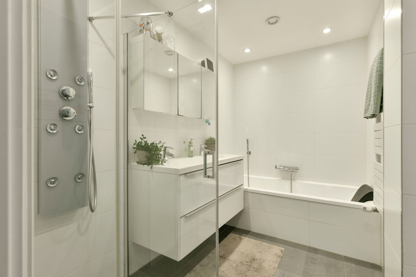 Foto 14 van Stadionkade 136-H