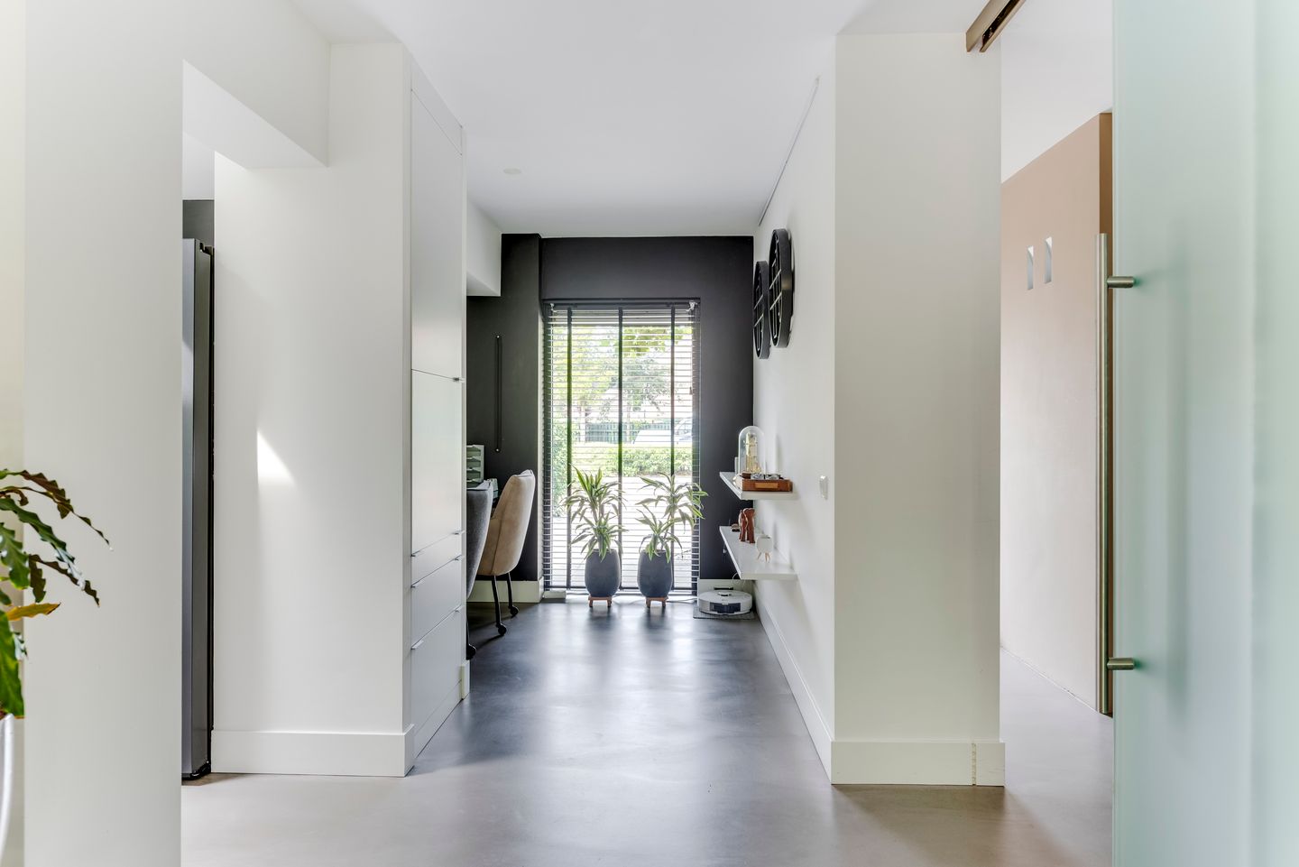 Photo 20 of Strammerboogh 35