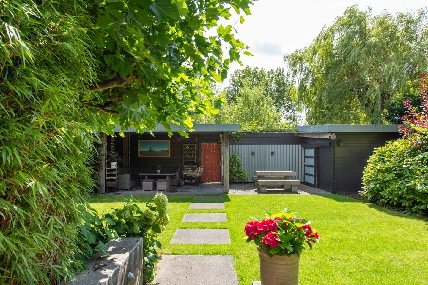 Photo 59 of Strammerboogh 35