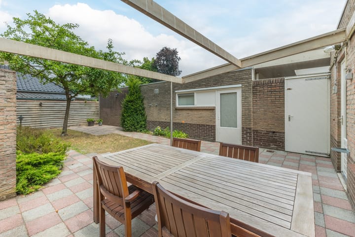 Foto 31 van Vincent van Goghlaan 8