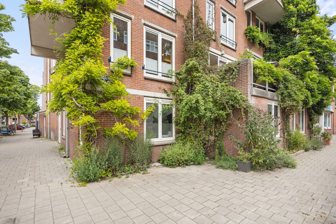 Photo 32 of Boeroestraat 109