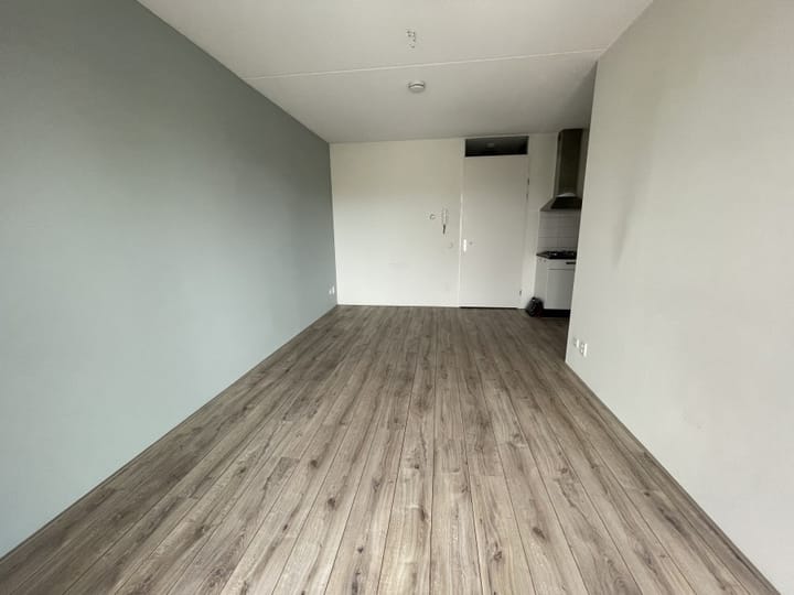 Photo 4 of Oosterhamrikkade 21-F