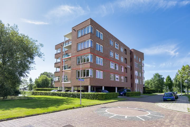 Photo 4 of Koningin Wilhelminastraat 98