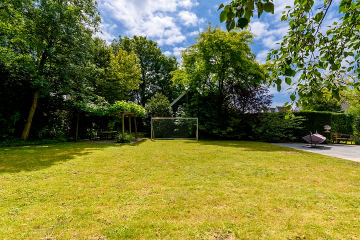 Foto 43 van Zuideinde 152