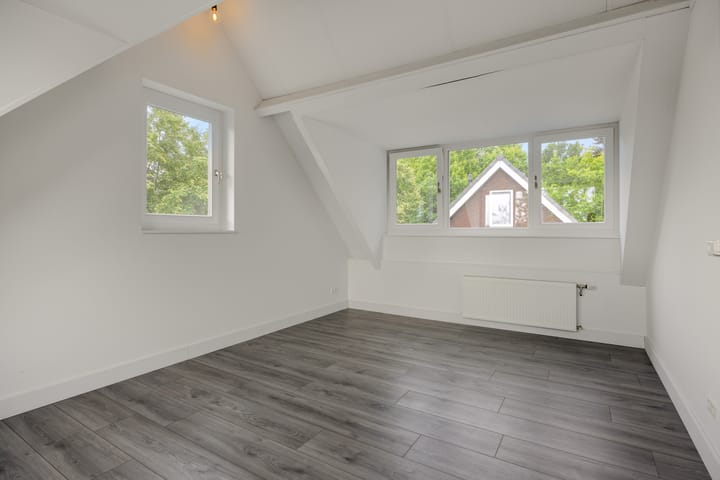 Foto 20 van van Meeuwenstraat 10