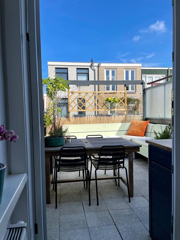 Photo 10 of Van Egmondstraat 93
